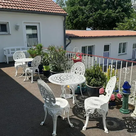 Apartment-hotel Perle Am Bodden מלון