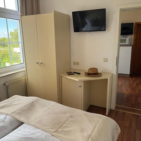 Apartment-hotel Perle Am Bodden 3*