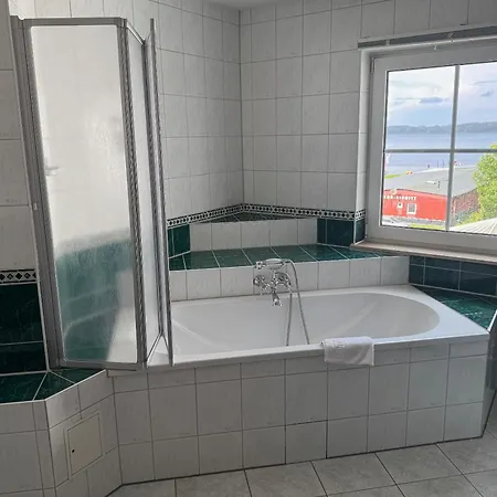 Apartment-hotel Perle Am Bodden מלון ריבניץ-דאמגארטן