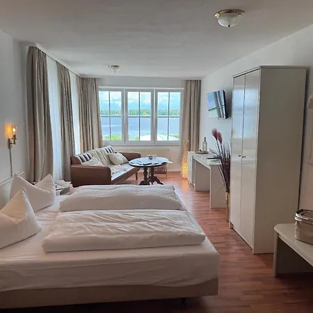 Apartment-hotel Perle Am Bodden מלון
